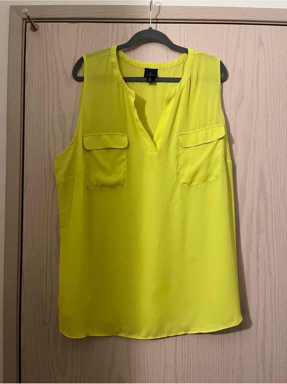 Worthington Neon Yellow Sleeveless V-Neck Pocket Camisole
